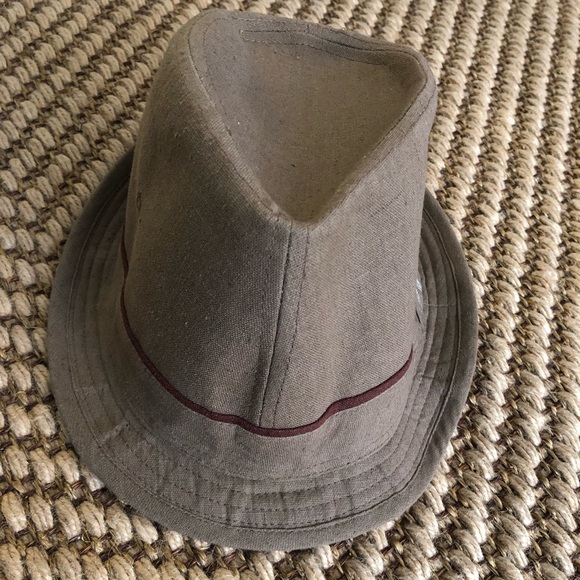 Urban outfitters hat. New without tags. - Picture 2 of 2